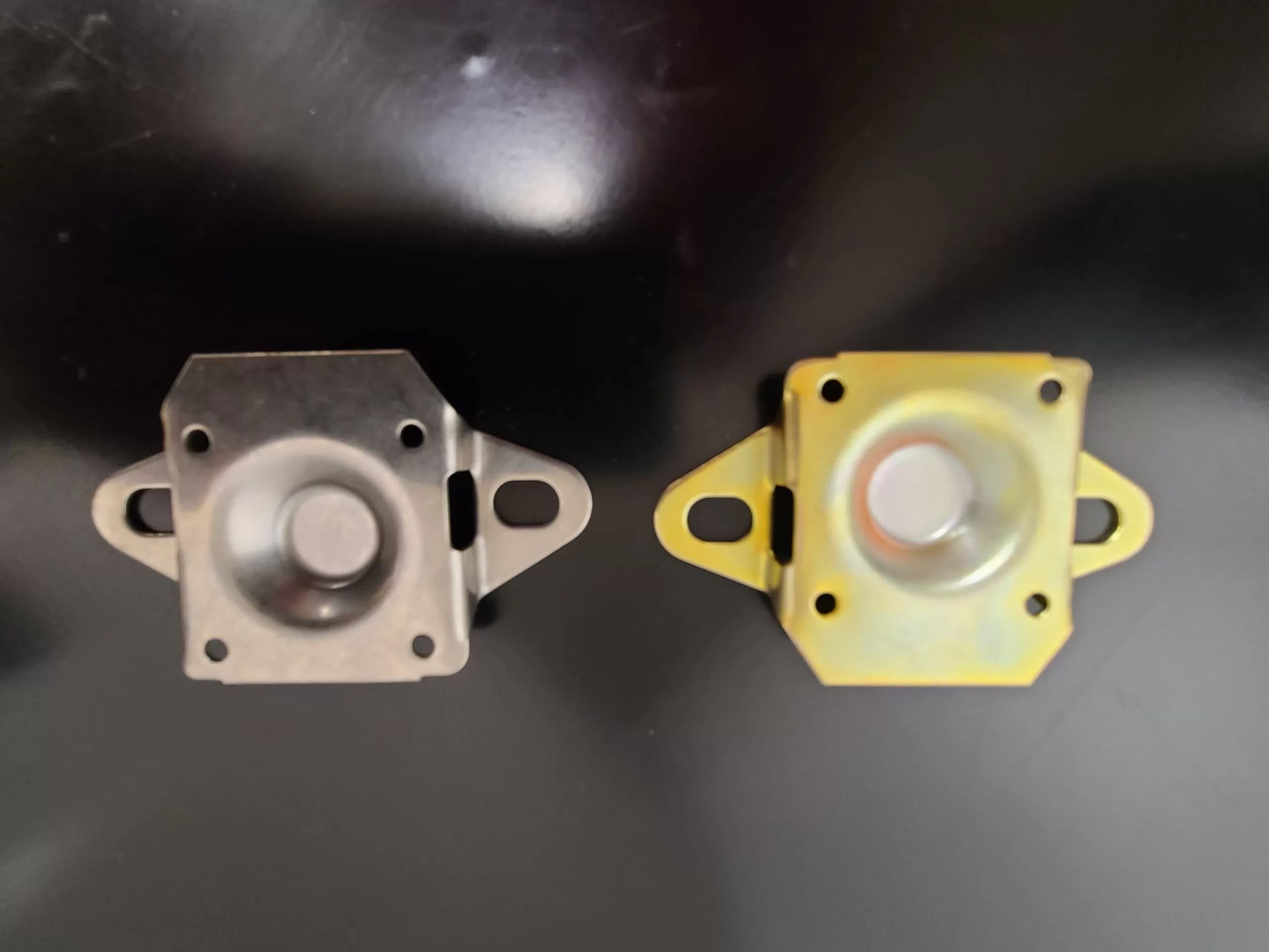 yellow zinc vs clear coat color comparison for stamped metal parts